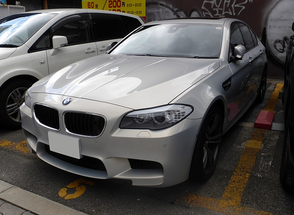 F10 M5