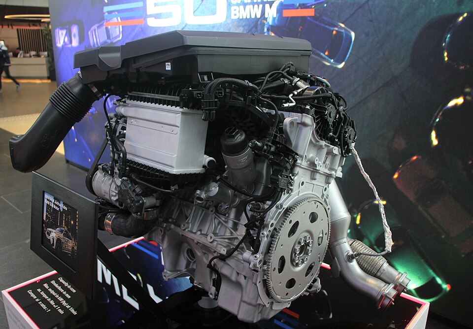 S58B30 3.0L Twin-Turbo M Petrol