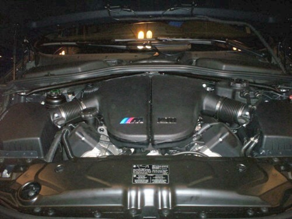 S85B50 5.0L V10 M Petrol
